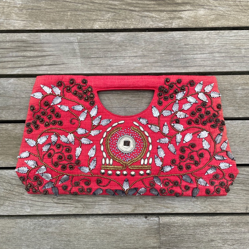 Embroidered Moyna Red Clutch Bag